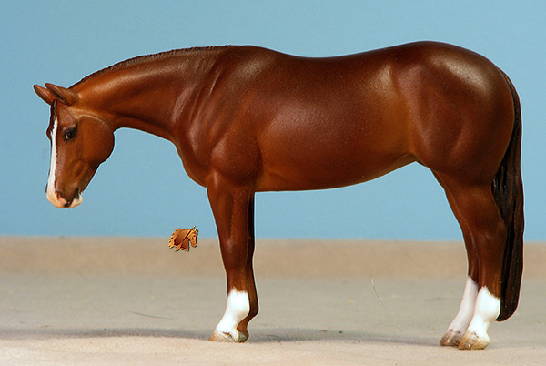 Vingerling Lola painted by C. Williams