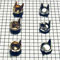 Clips on the back of metal Studs